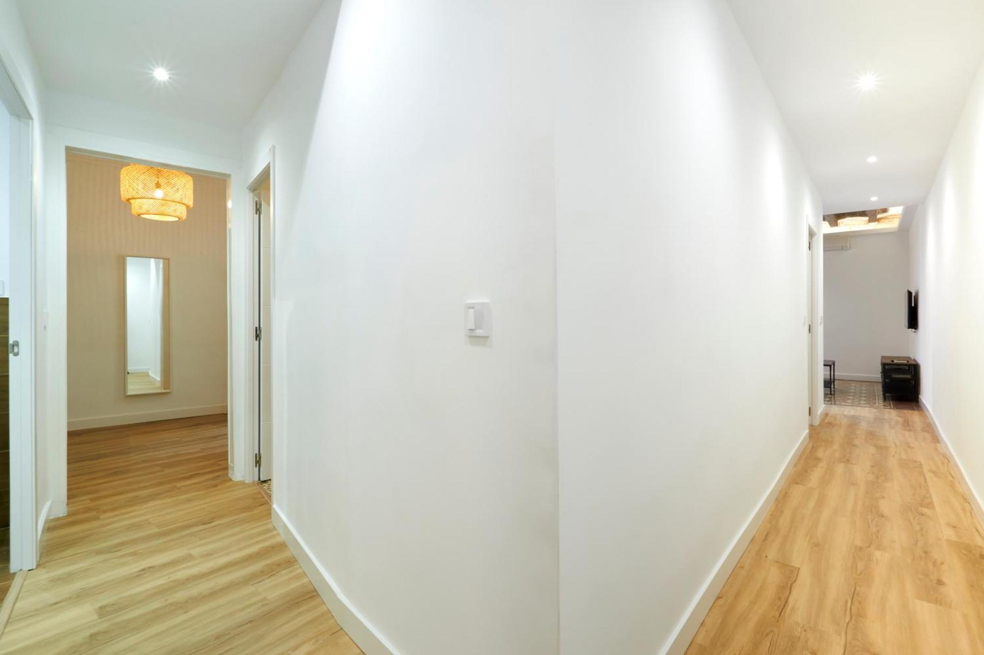 Comfortable Apartment Next To Apolo Theater Barcelona Exterior foto